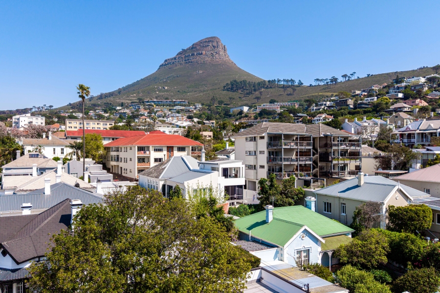 3 Bedroom Property for Sale in Tamboerskloof Western Cape